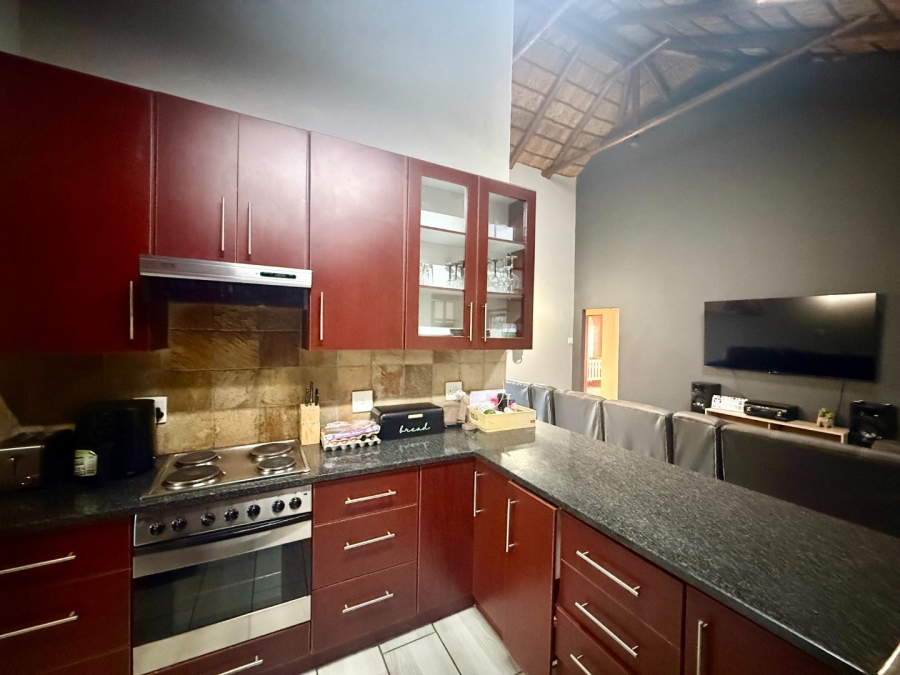 3 Bedroom Property for Sale in Melodie North West